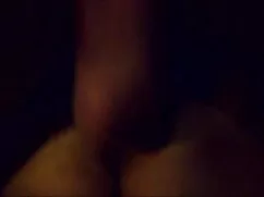 ナイジェリア人は家とフェンスの間でスペイ ...