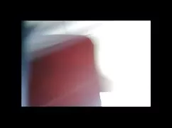 彼の妻はクソ母親を捕まえ、彼女の夫の友人 ...