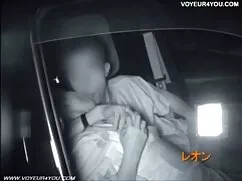 あなたは洗濯機の両側にディルドと性交し始 ...