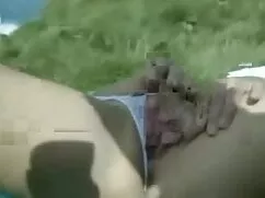 女の子のブルネットのためのBlowjob ...