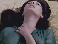 悪魔の言葉は、陰茎の頭を愛撫し、ホテルで ...